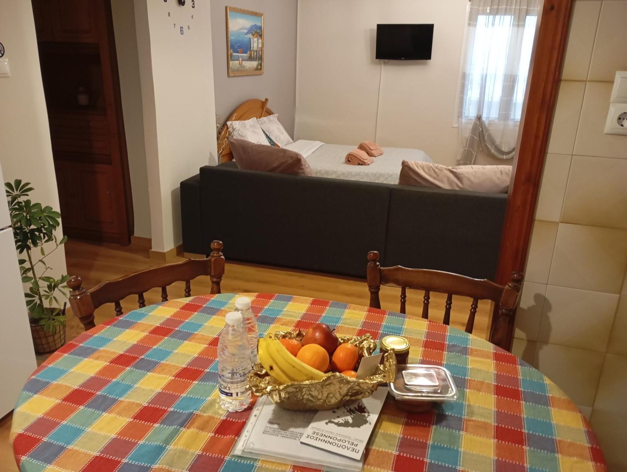 Margaritas Cottage ナフプリオ エクステリア 写真